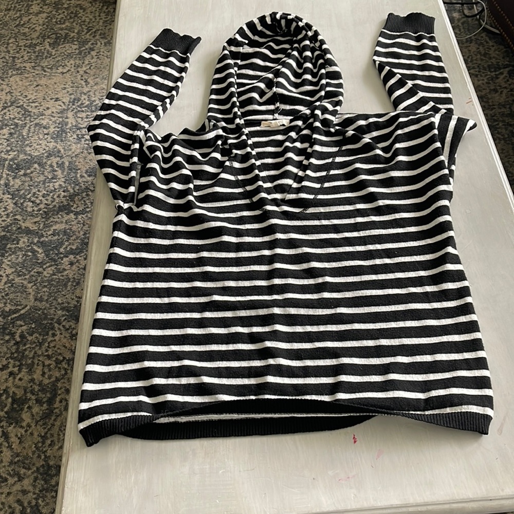 Striped pullover
